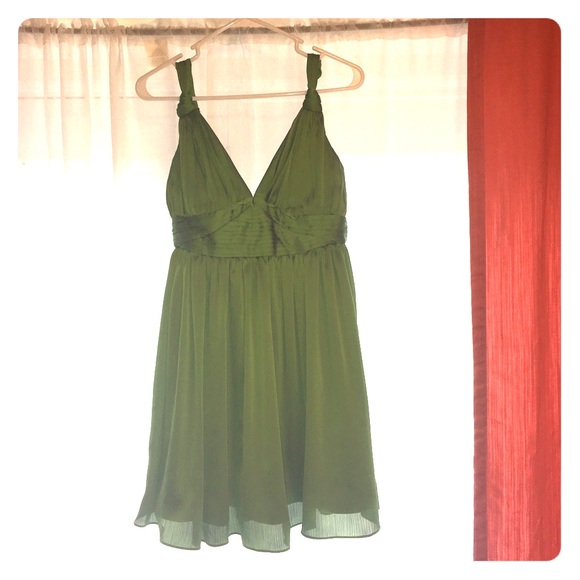 Gorgeous BCBG green dress - Picture 1 of 4