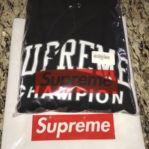 SUPREME X CHAMPION HOODIE
