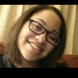 Meet your Posher, Daisha