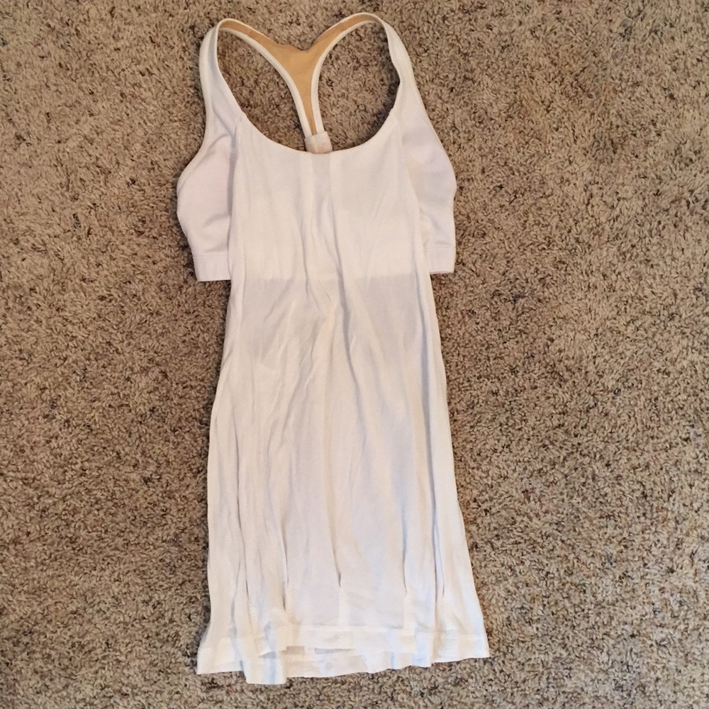 Lululemon tank with built in sports bra