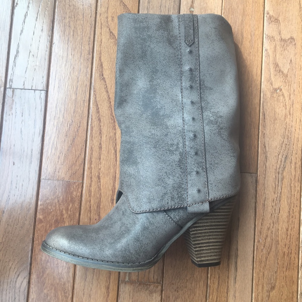 Distressed suede mid-calf cuff boot