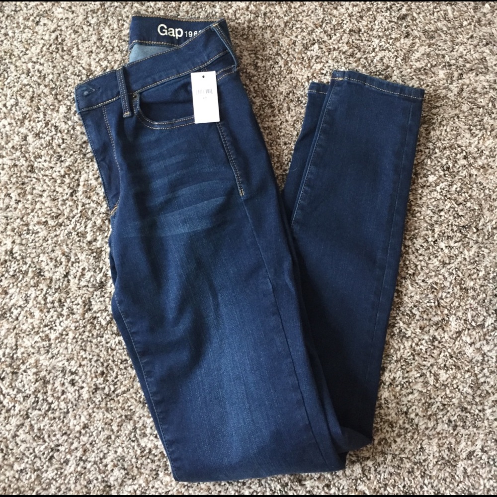 NWT true skinny GAP jeans