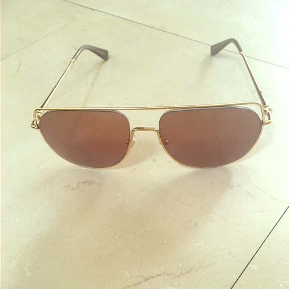 SOLD ! Alexander McQueen Sunglasses - Picture 2 of 4