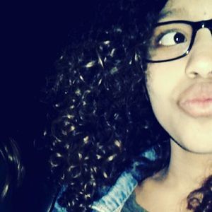 Meet your Posher, Lakya