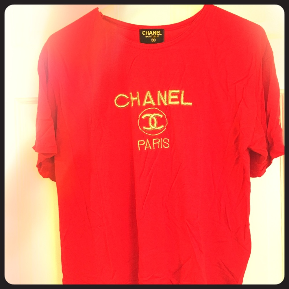 Vintage Chanel t shirt