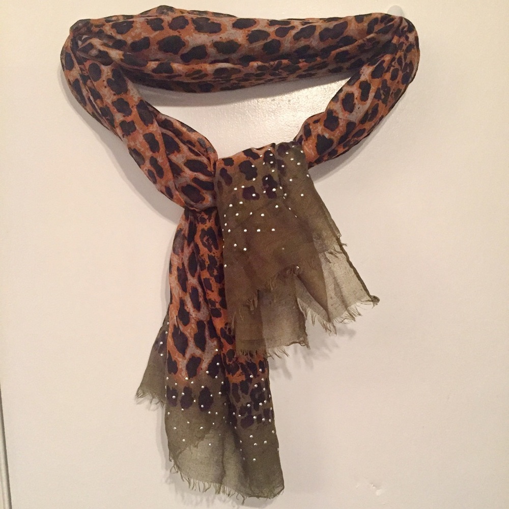 Leopard print wrap scarf
