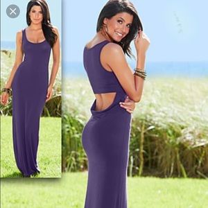 Maxi dress with open back