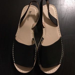 Modcloth Platform Sandals NWOT