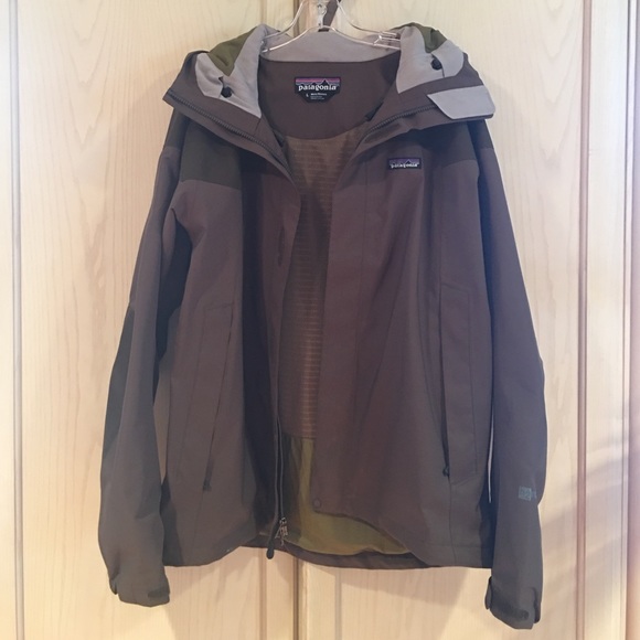 Patagonia Other - Patagonia storm jacket men's brown L