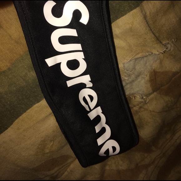Supreme headband (sold) - Picture 1 of 3