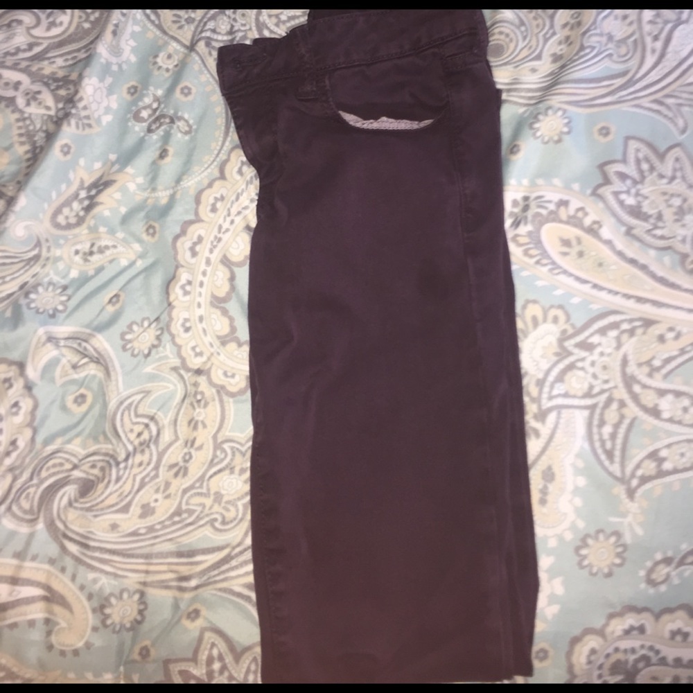 0r maroon American eagle jeans!