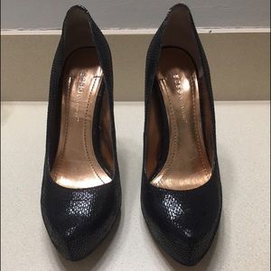 BCBG high heals