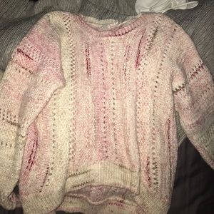 urban outfitters adorable vintage sweater!!