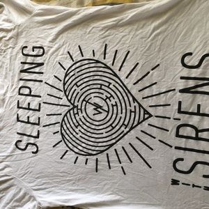 Sleeping with sirens tee