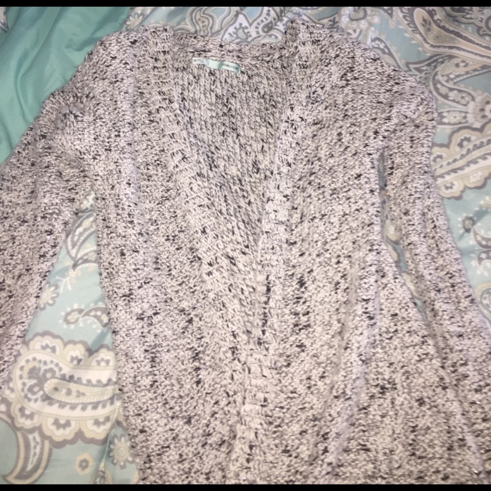 XS Maurice's cardigan!