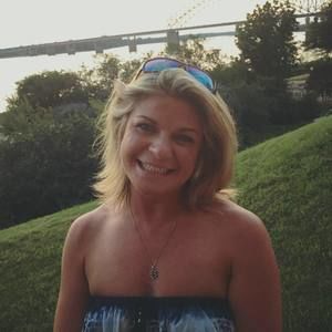 Meet your Posher, Charlotte