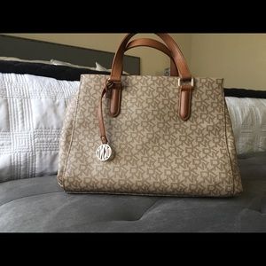 DKNY Bags - DKNY CARAMEL BAG DKNY Bags - DKNY CARAMEL BAG