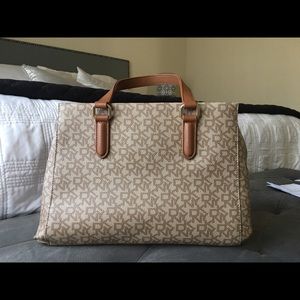 DKNY Bags - DKNY CARAMEL BAG DKNY Bags - DKNY CARAMEL BAG
