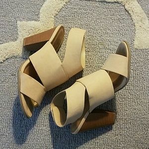 Nude block heel sandal