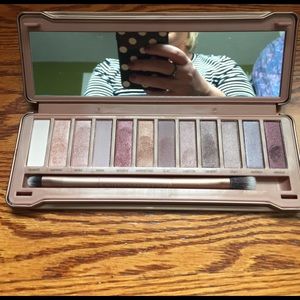 Pure cosmetics shadow palette, Naked 3 dupe