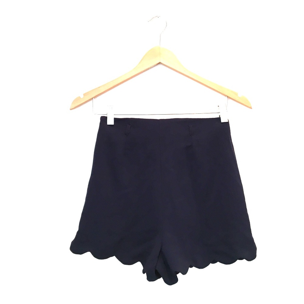 Blue scallion shorts