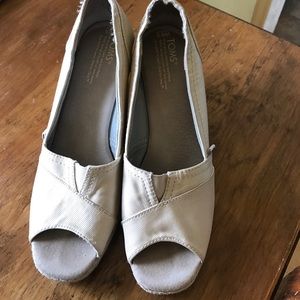 Cream Grosgrain TOMS Wedge