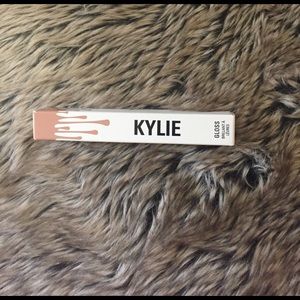 KYLIE Cosmetics lip gloss