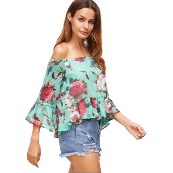 🦀SALE Bailey Floral Off Shoulder Top - Picture 2 of 6