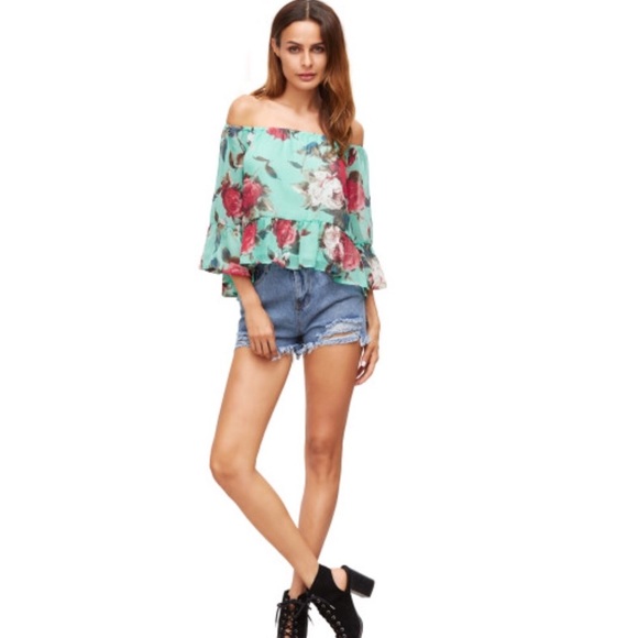 🦀SALE Bailey Floral Off Shoulder Top - Picture 5 of 6