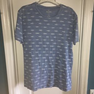Light blue patterned t-shirt