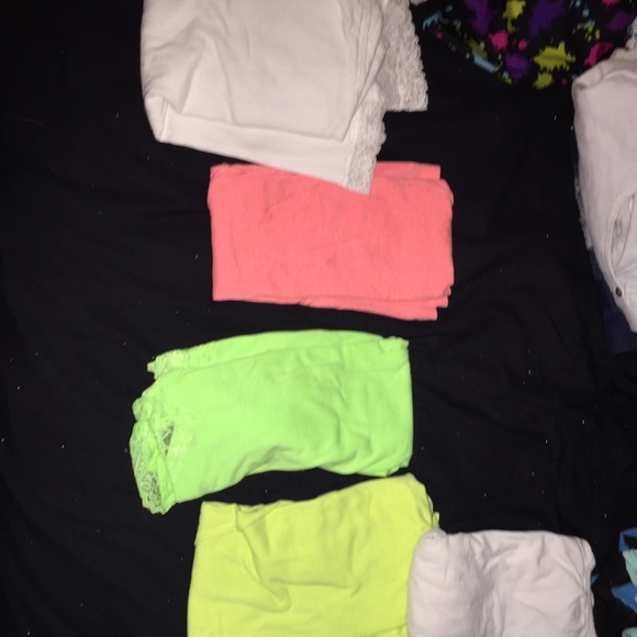 7 Spaghetti Strap Tanks - Picture 1 of 1