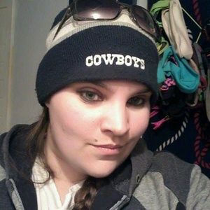 Meet your Posher, Aleena