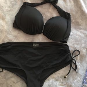 Sexy black bikini set