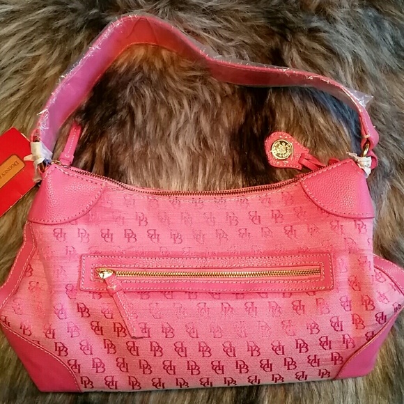 Dooney & Bourke Handbags - NWT Dooney & Bourke bag