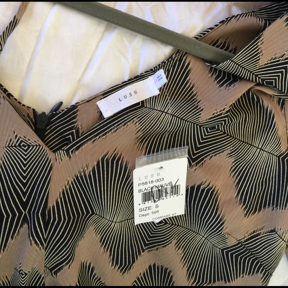 LUSH Black-Tan Romper - Picture 3 of 3