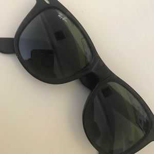 ☀️☀️ JUST FOR TODAY!! ☀️☀️RayBan // Wayfarer $50!!