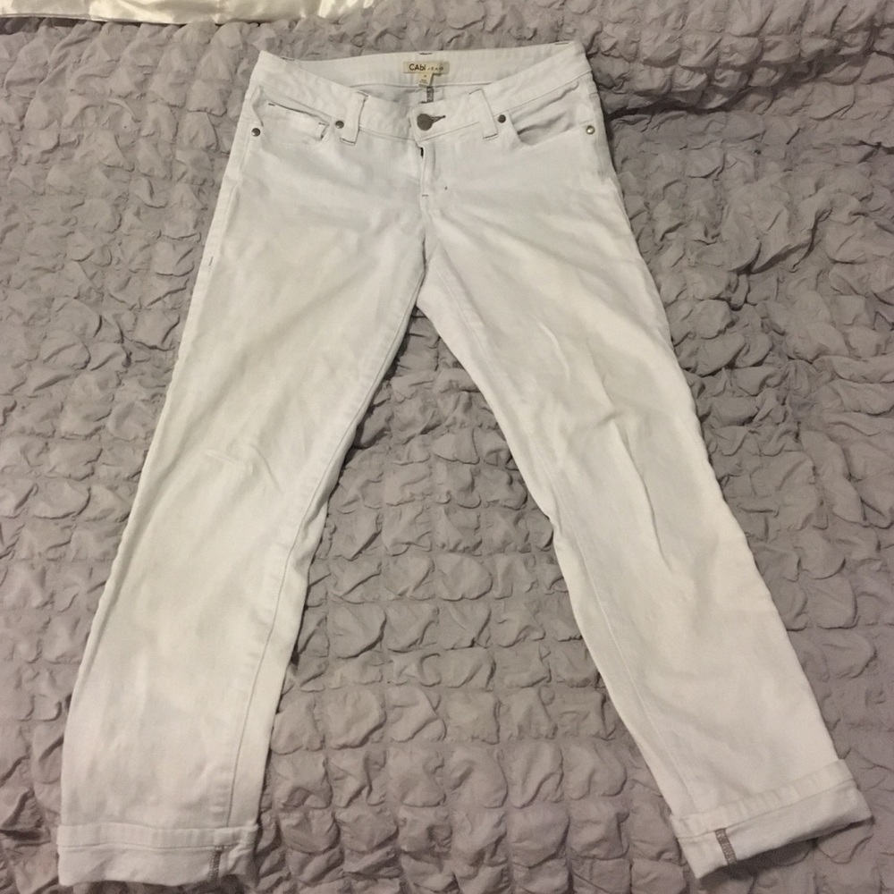 White boyfriend jeans