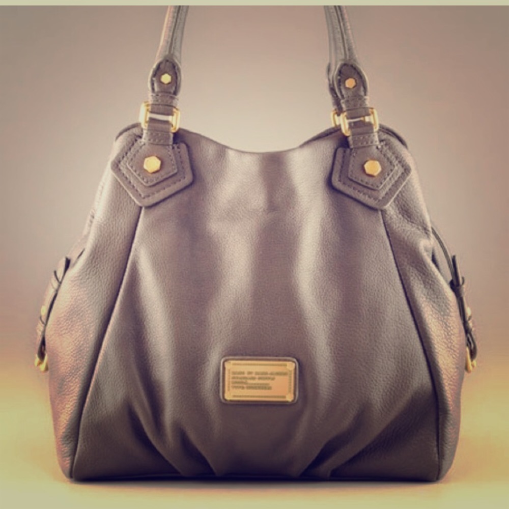 GRAY/TAUPE MARC JACOBS PURSE -- OFFERS WELCOME