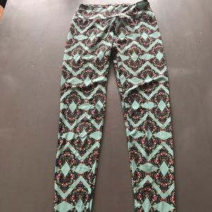 OS Lularoe leggings