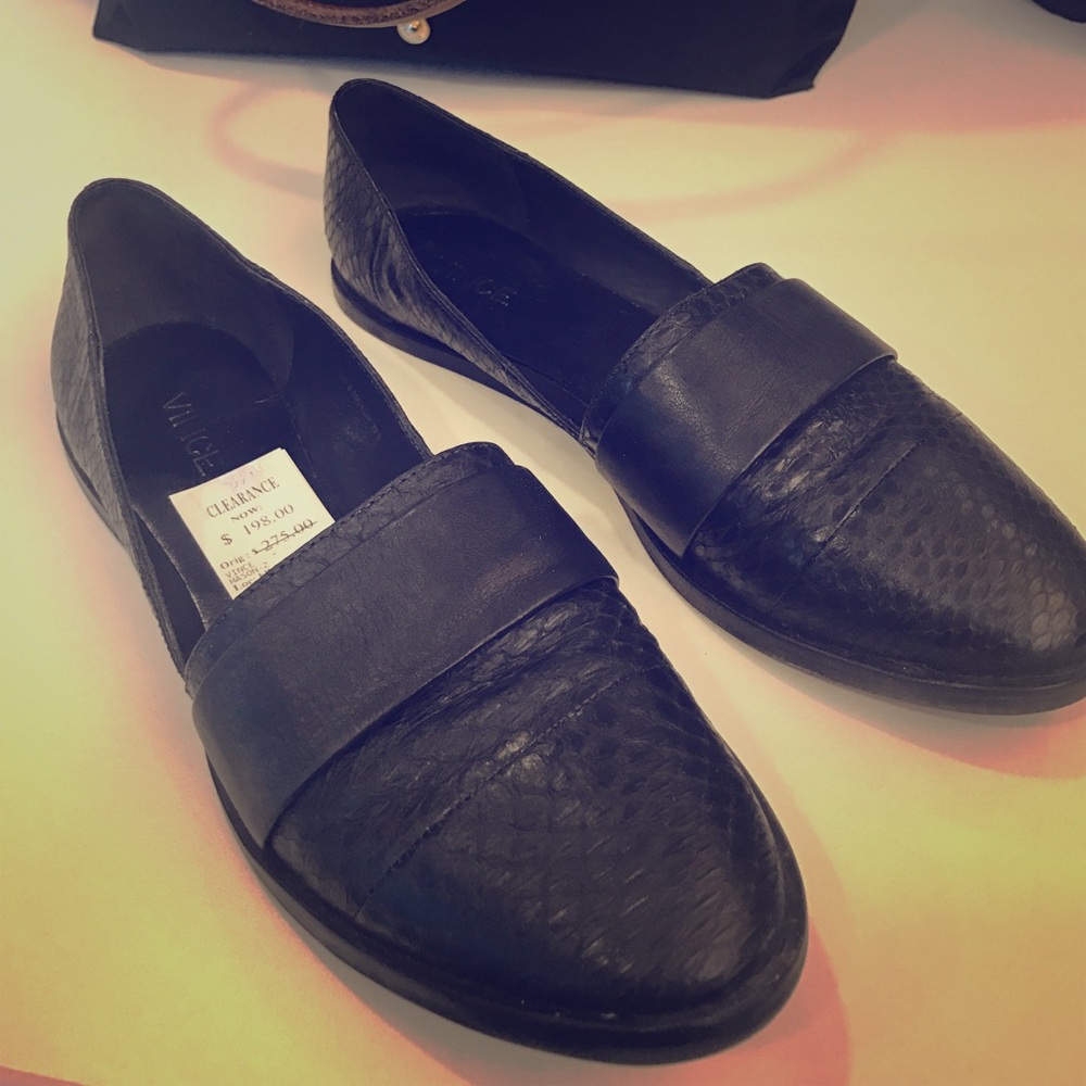 Vince Mason Genuine Snakeskin & Leather Flat