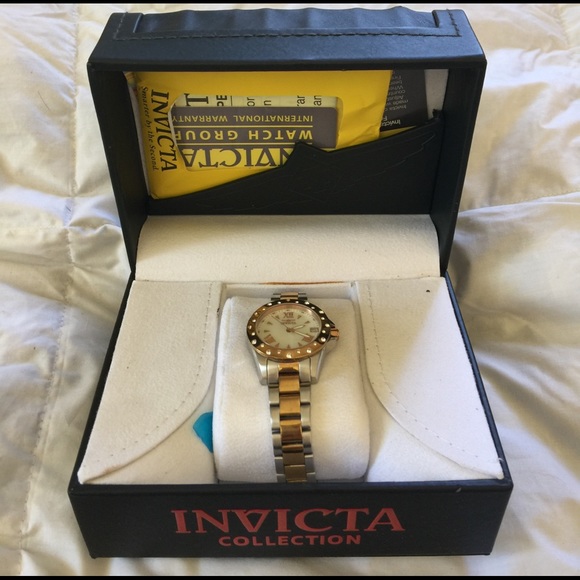 Beautiful Invicta Collection Women\'s Watch