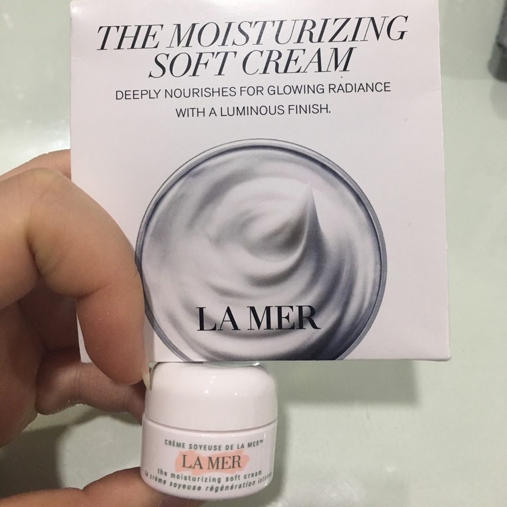 La Mer the moisturizing soft cream