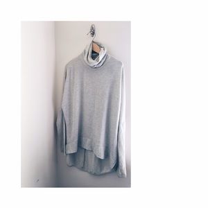 Oversized turtleneck