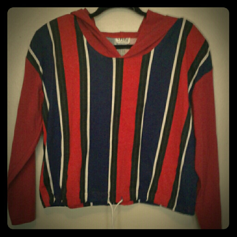 Hooded crop top