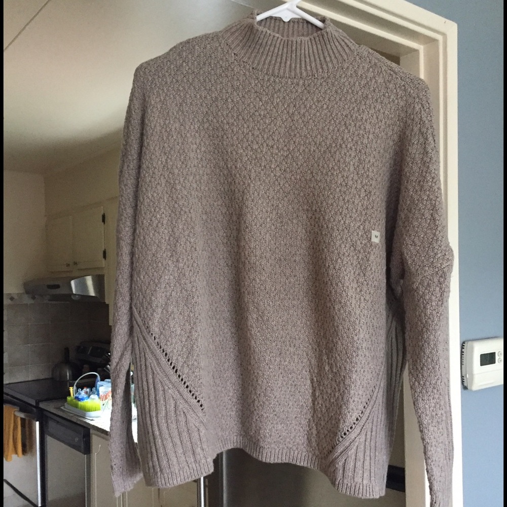 Women's sweater