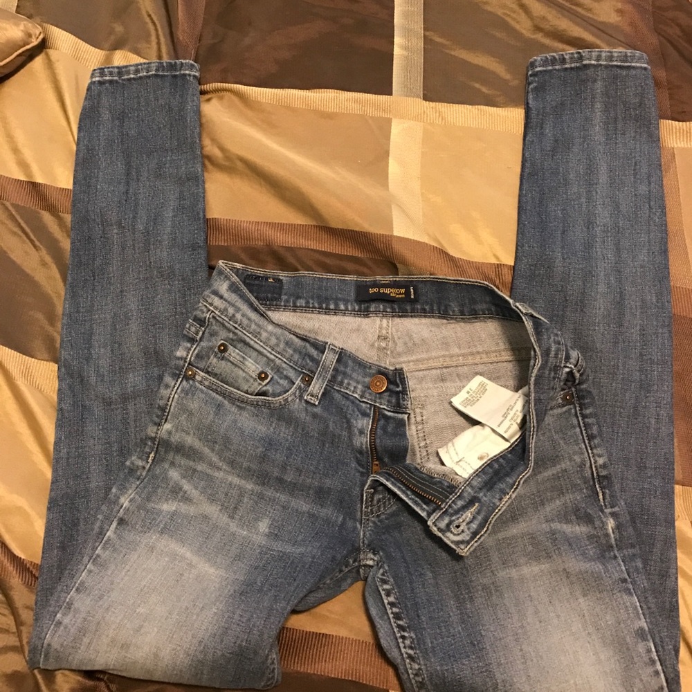 Levi's - Picture 2 of 4