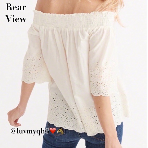 A&F Eyelet Top🎉2X HP🎉 - Picture 2 of 4