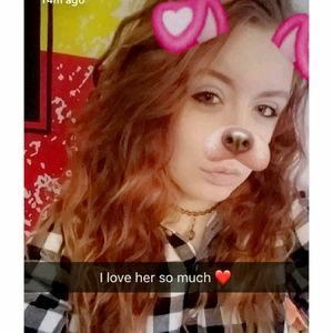 Meet your Posher, Mia