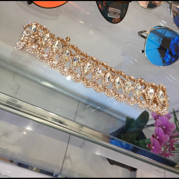 Choker - Picture 1 of 1