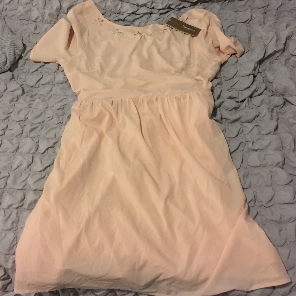 NWT peach dress from Francesca's🌸🌸